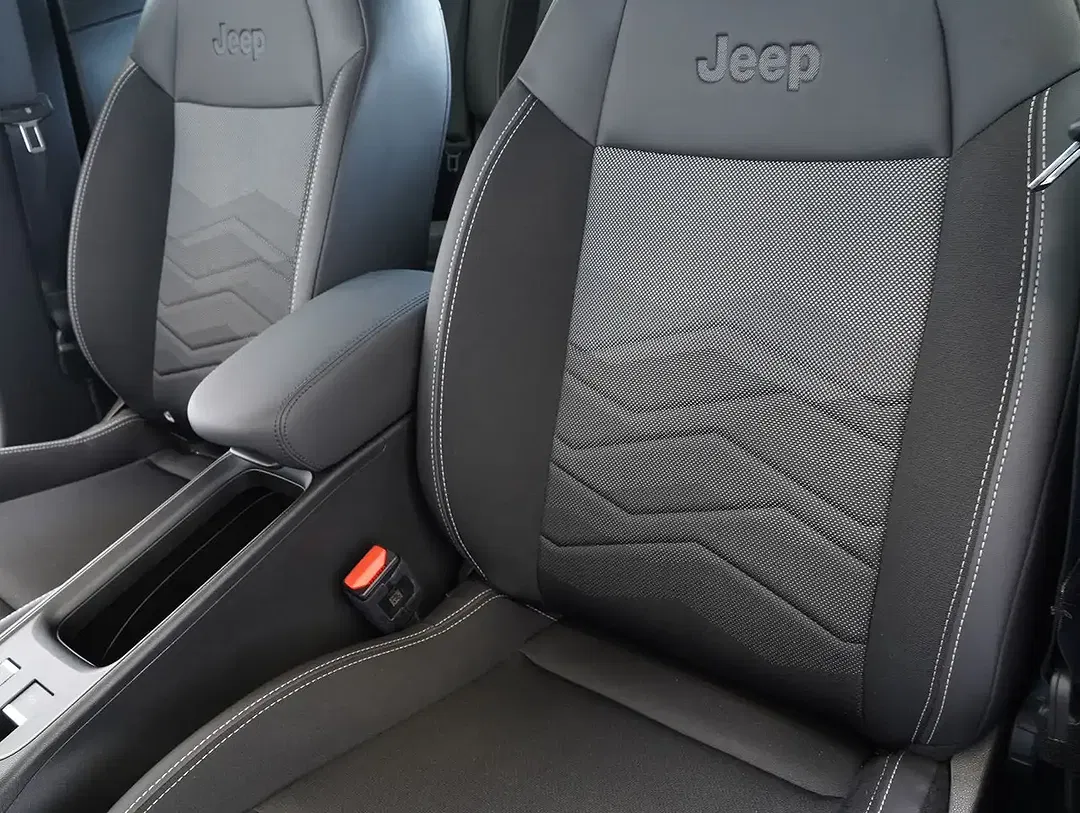 Jeep Avenger - Thumbnail 9
