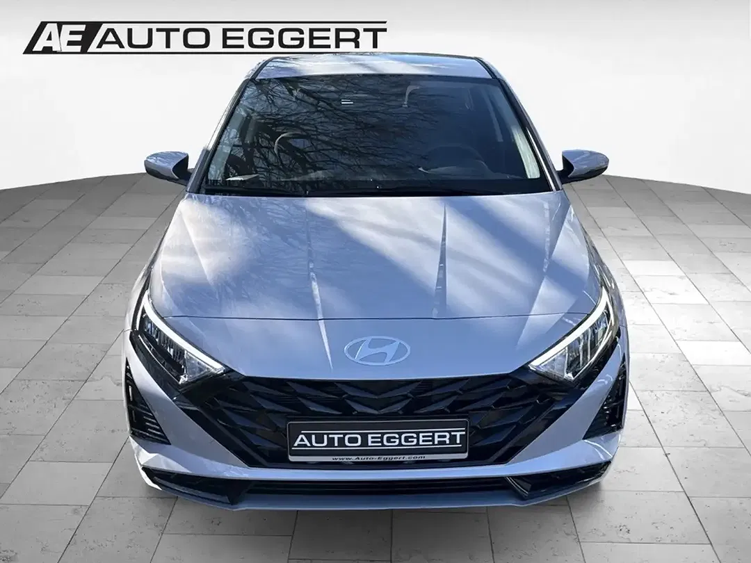 Hyundai i20 - Thumbnail 2