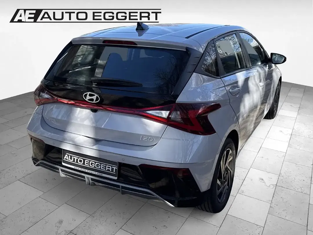Hyundai i20 - Thumbnail 3