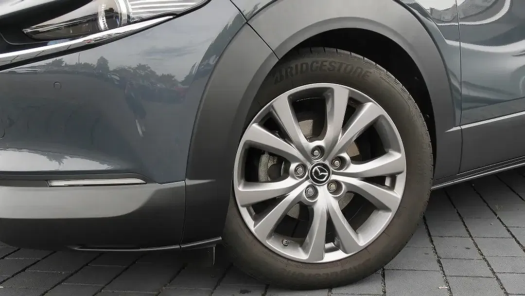 Mazda CX-30 - Thumbnail 4