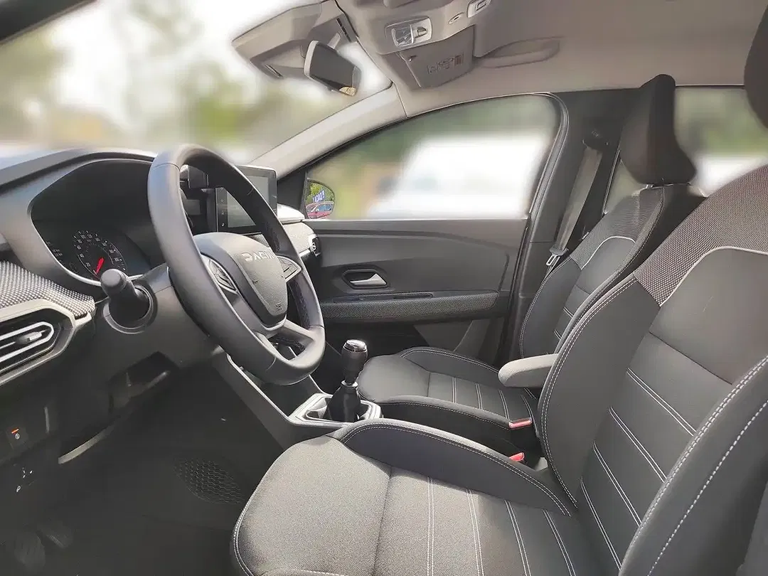 Dacia Sandero - Thumbnail 7