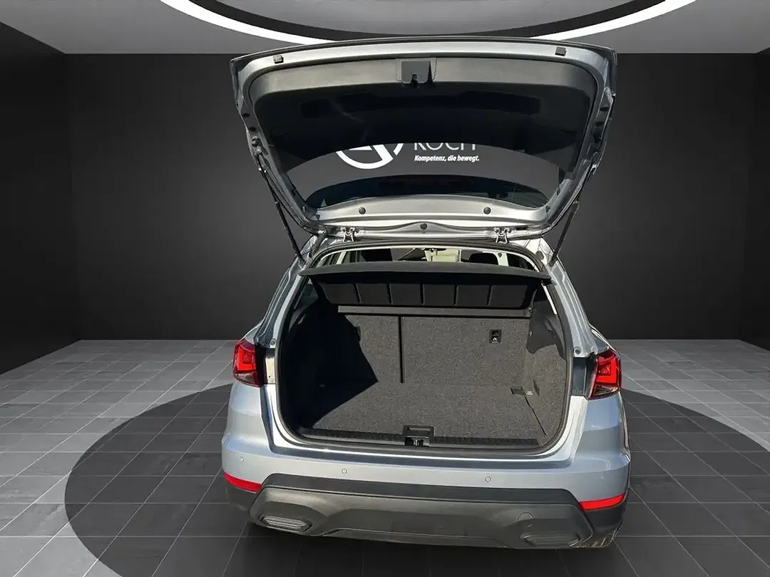 SEAT Arona - Thumbnail 12