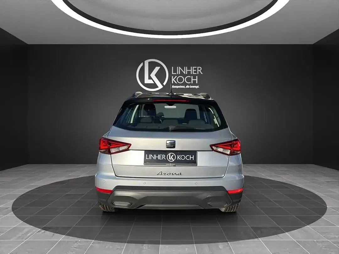 SEAT Arona - Thumbnail 4