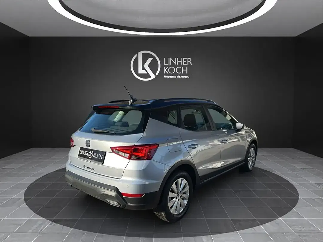 SEAT Arona - Thumbnail 5