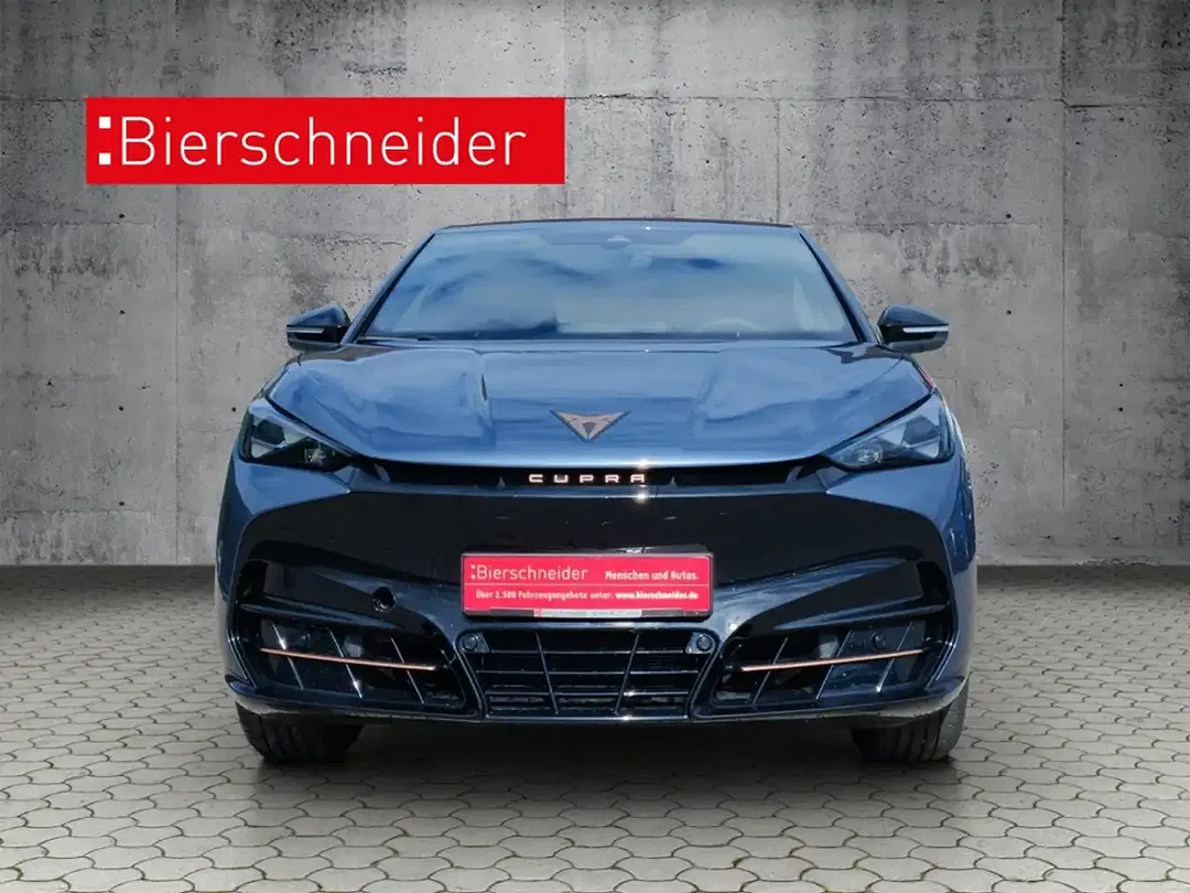 CUPRA Tavascan - Thumbnail 3
