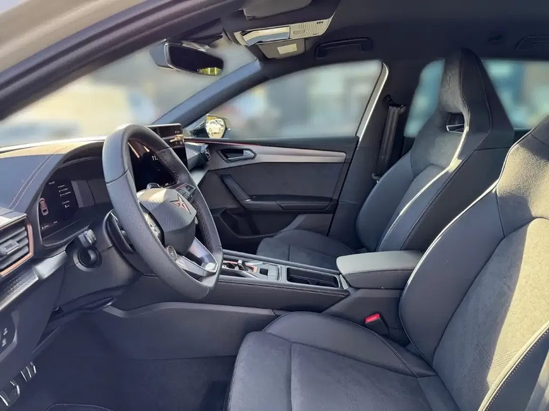 CUPRA Leon - Thumbnail 10