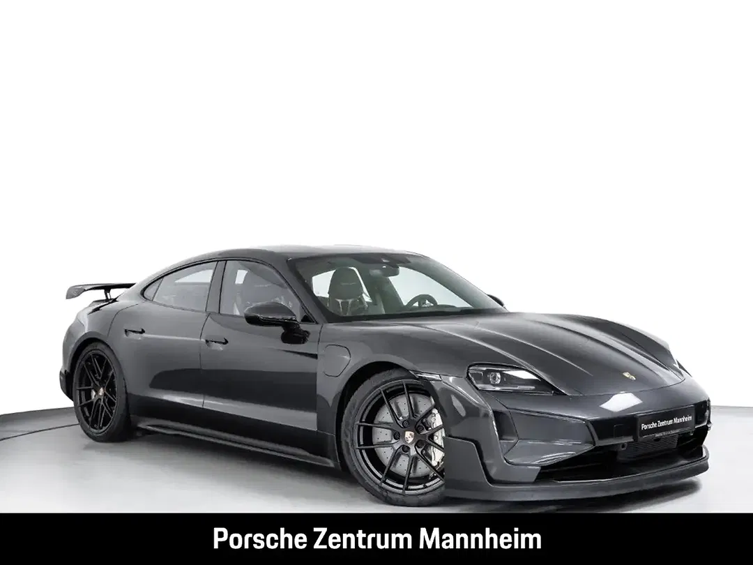 Porsche Taycan - Thumbnail 9