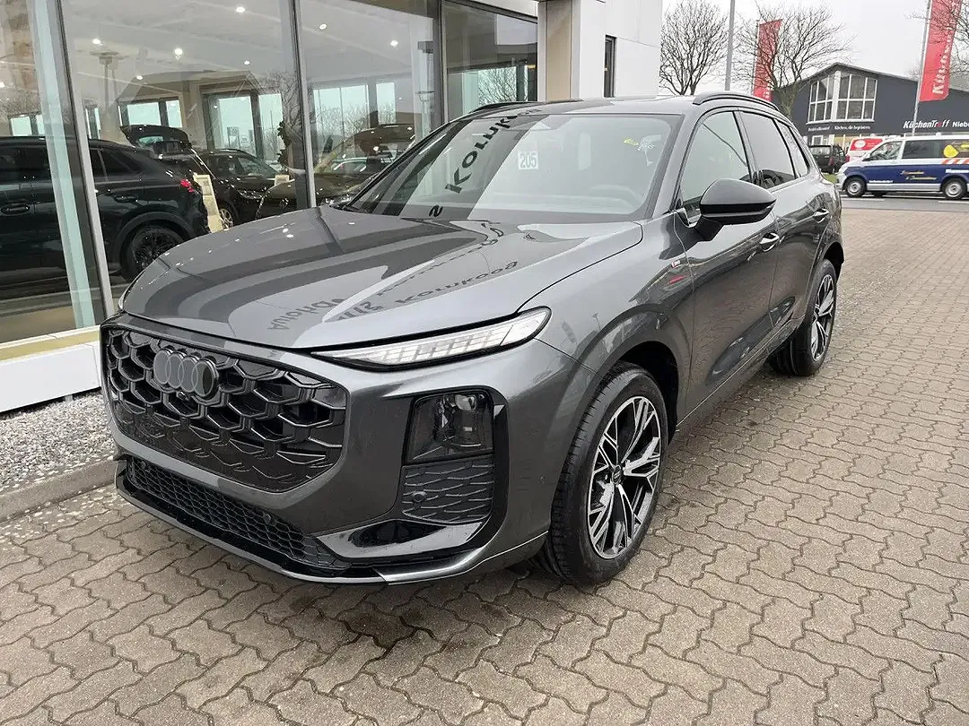 Audi Q3 - Thumbnail 2