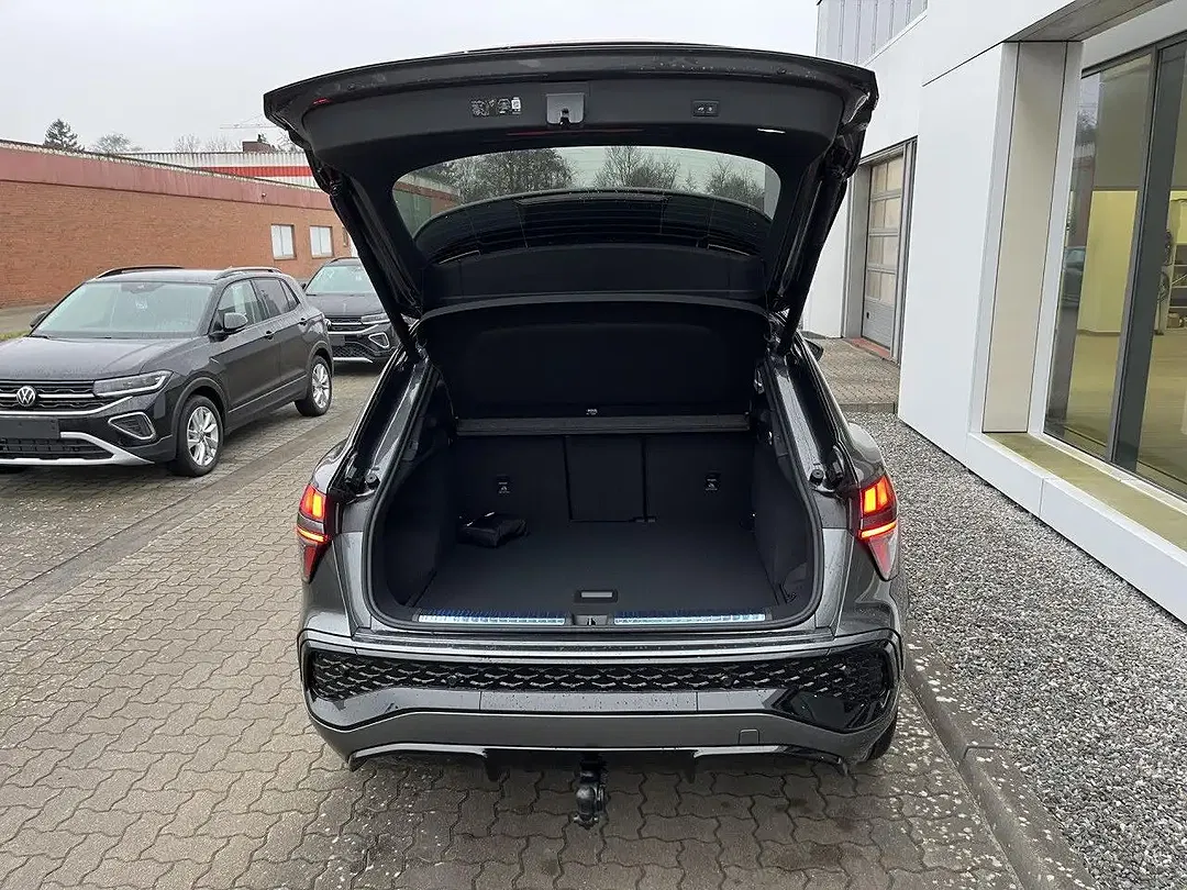 Audi Q3 - Thumbnail 8