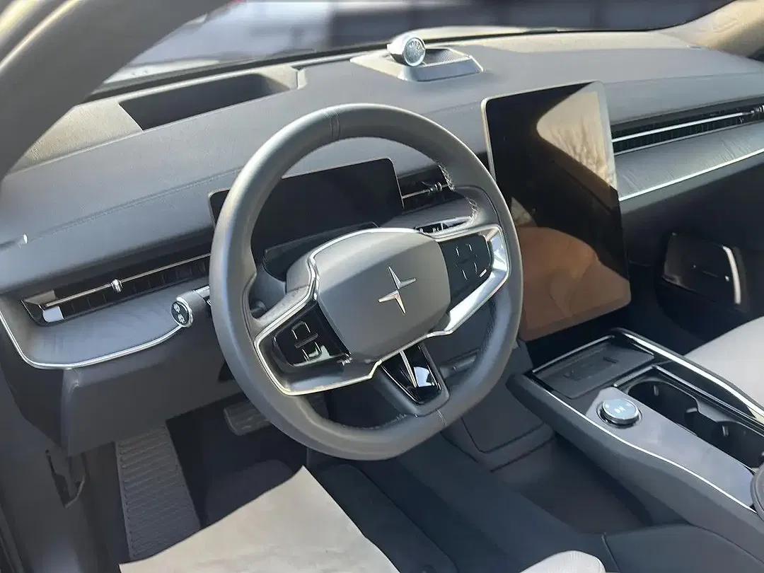 Polestar 3 - Thumbnail 9