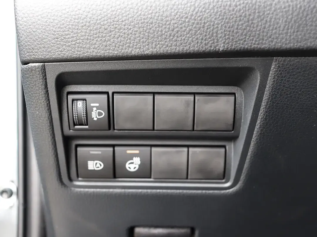 Mazda 2 - Thumbnail 9
