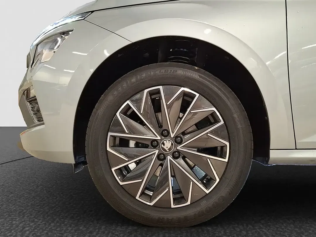 Skoda Kamiq - Thumbnail 2