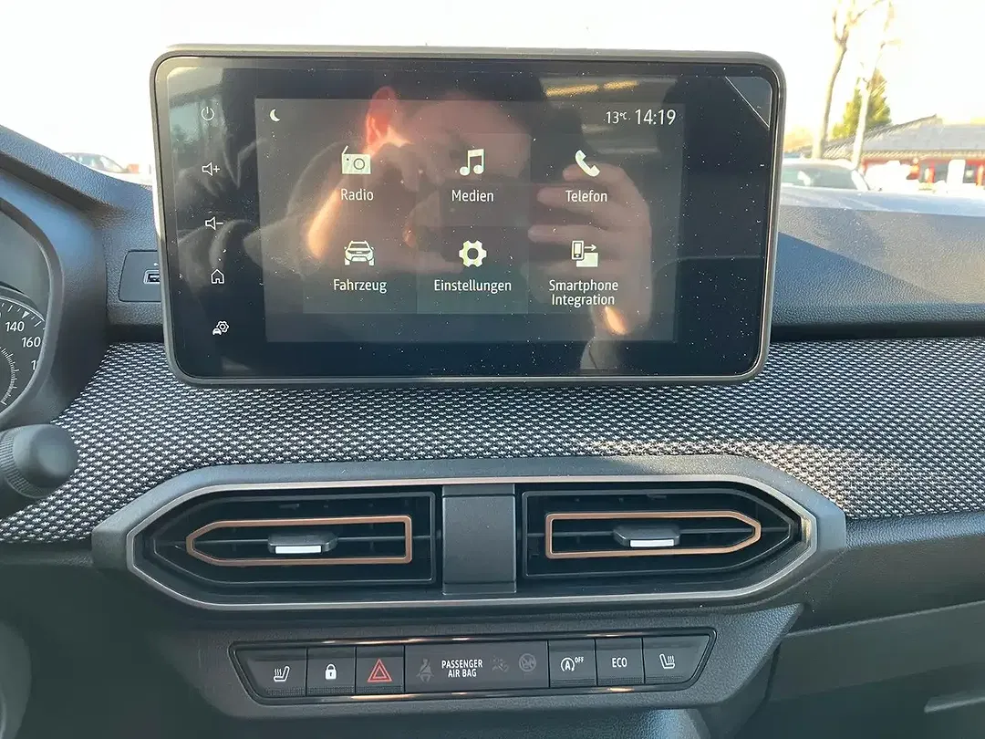 Dacia Sandero - Thumbnail 14
