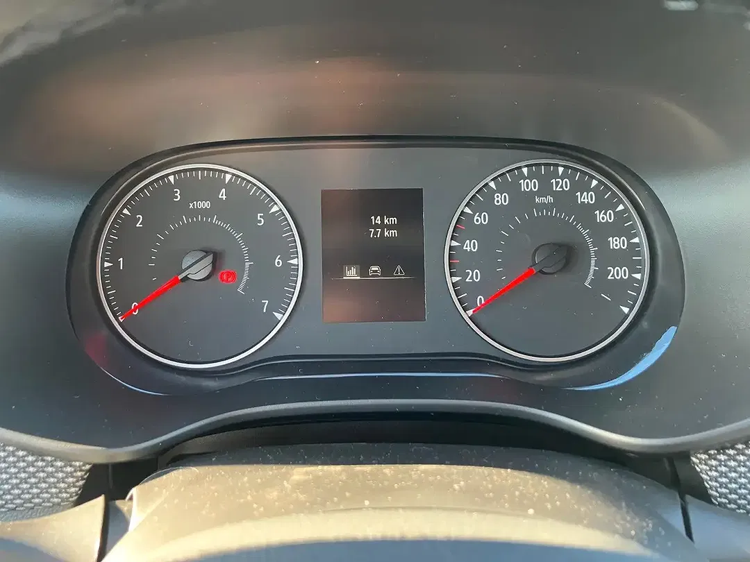 Dacia Sandero - Thumbnail 16