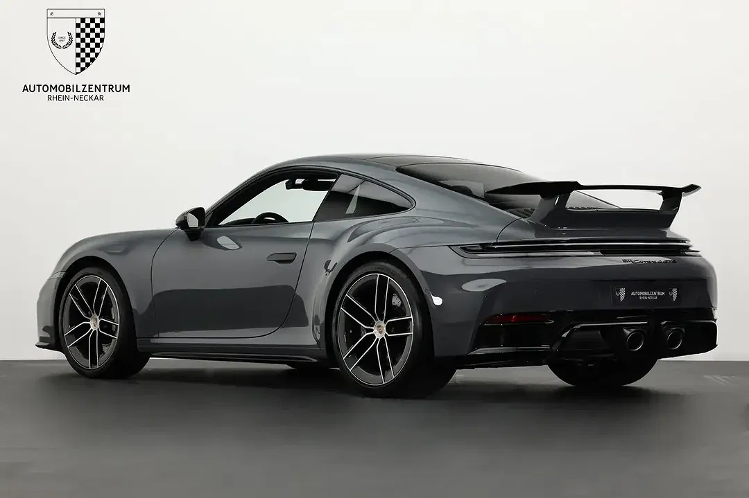 Porsche 911 - Thumbnail 6