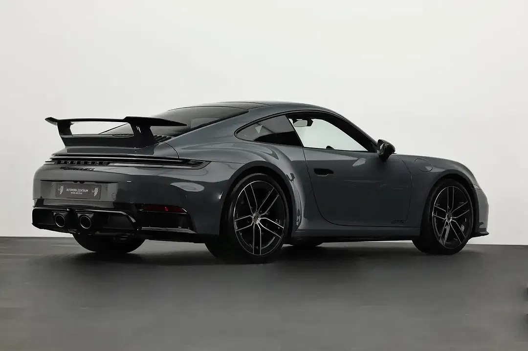 Porsche 911 - Thumbnail 9