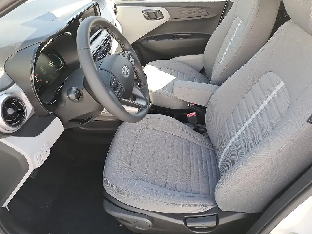 Hyundai i10 - Thumbnail 7
