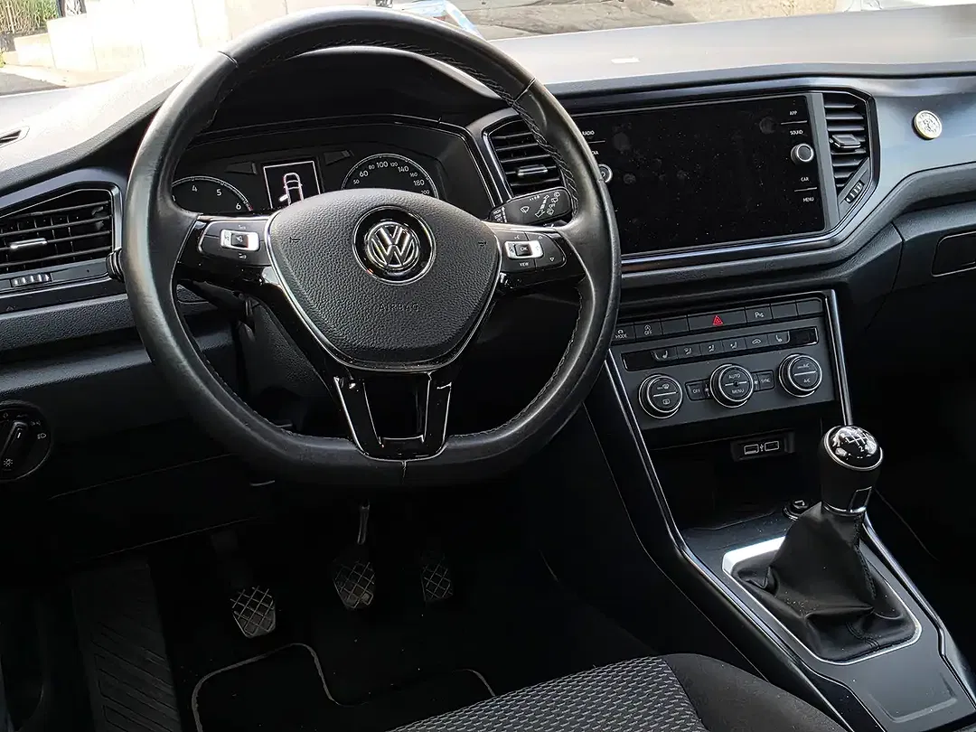Volkswagen T-Roc - Thumbnail 9