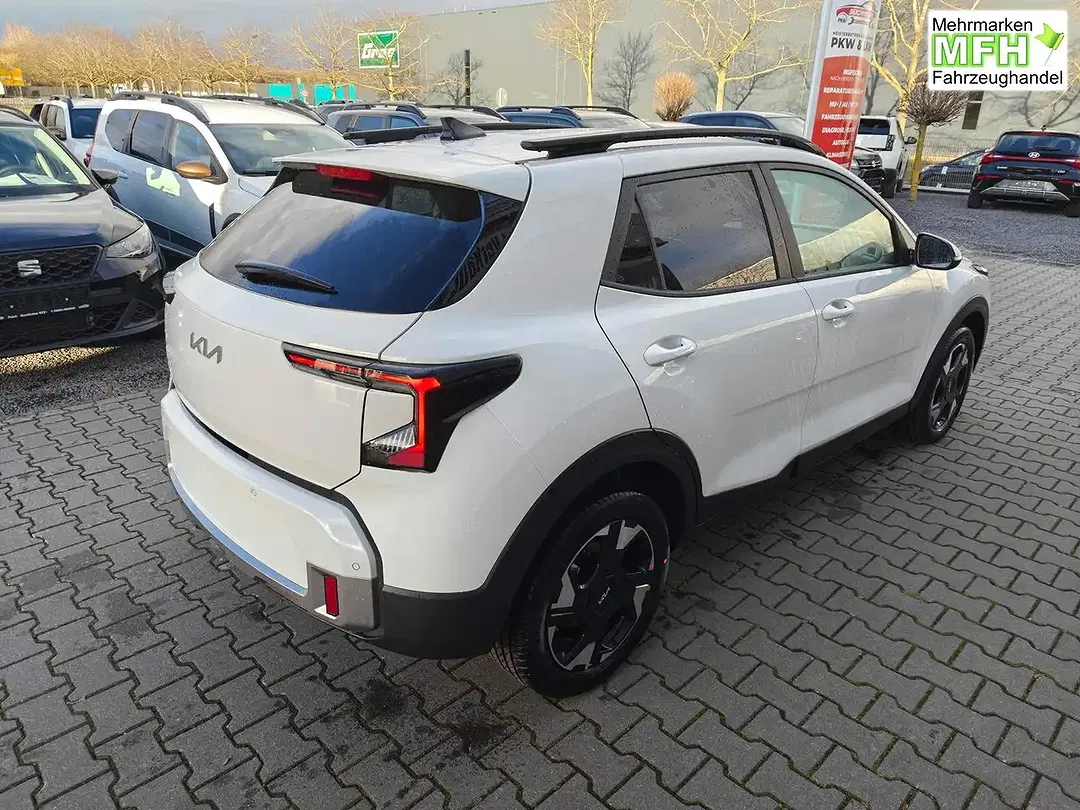 Kia Stonic - Thumbnail 4