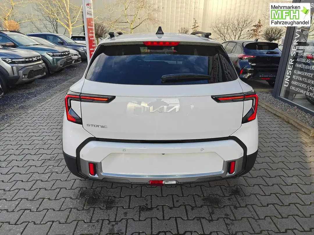Kia Stonic - Thumbnail 5