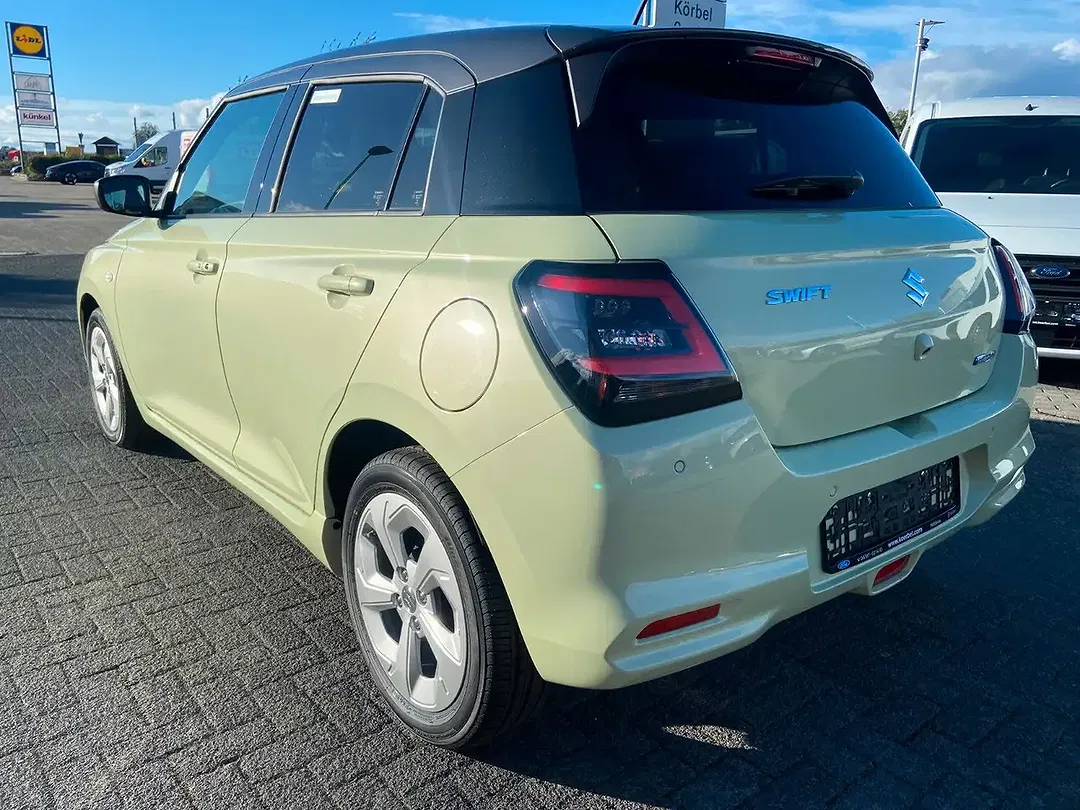 Suzuki Swift - Thumbnail 7