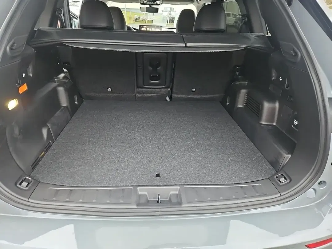 Mitsubishi Outlander - Thumbnail 12
