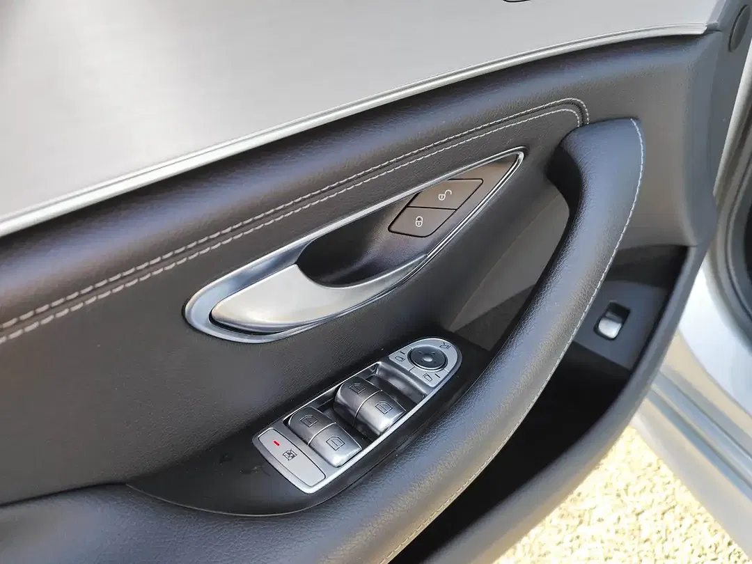 Mercedes-Benz CLS 450 - Thumbnail 12