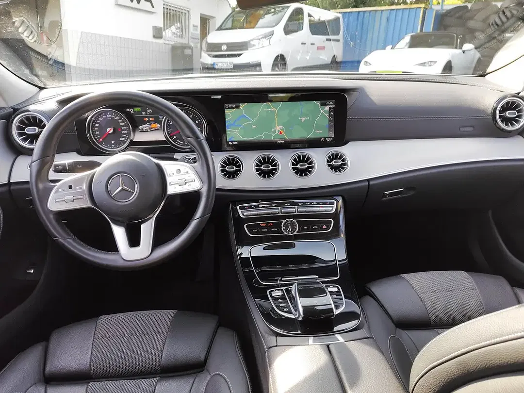 Mercedes-Benz CLS 450 - Thumbnail 27