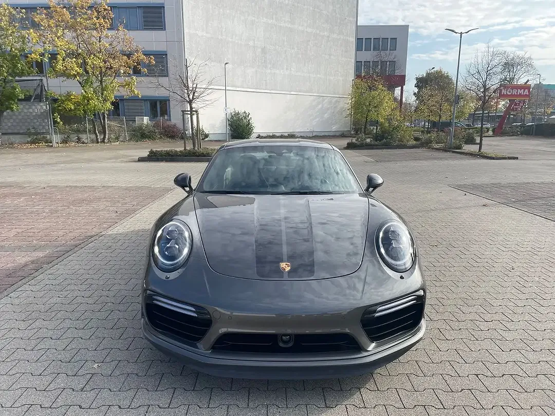 Porsche 991 - Thumbnail 3