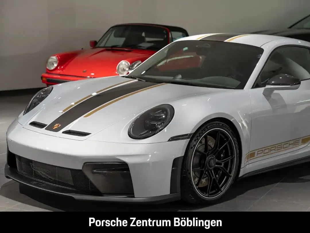 Porsche 992 - Thumbnail 10