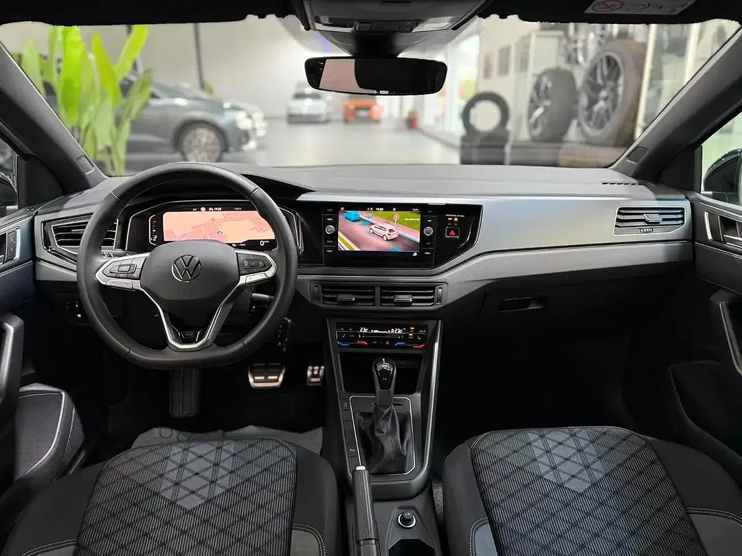 Volkswagen Polo - Thumbnail 11