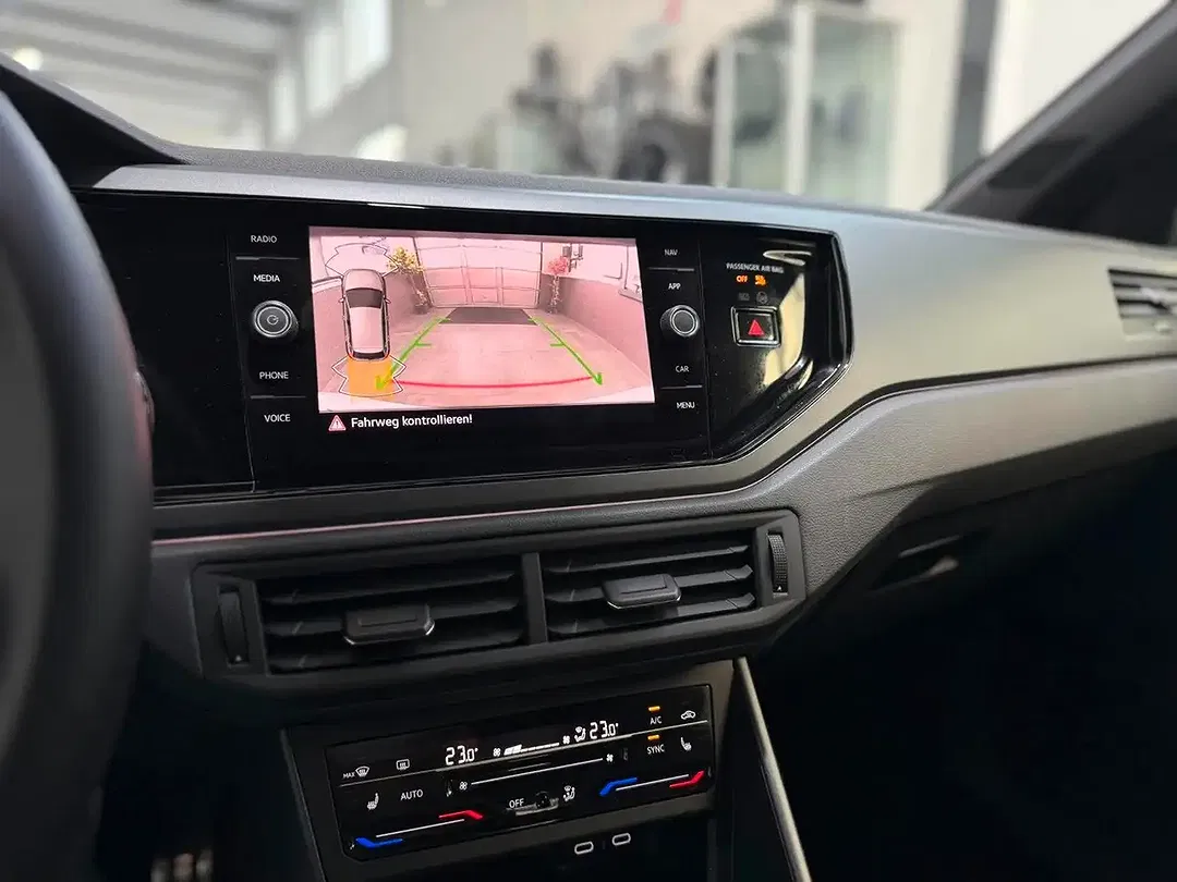 Volkswagen Polo - Thumbnail 19