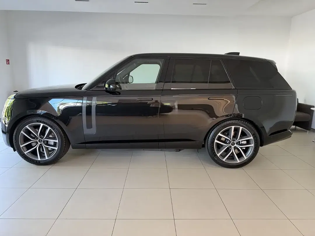 Land Rover Range Rover - Thumbnail 3