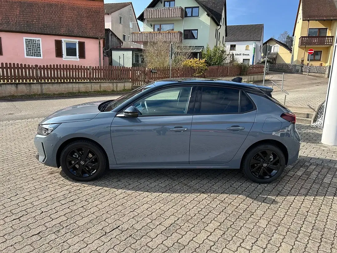 Opel Corsa - Thumbnail 4