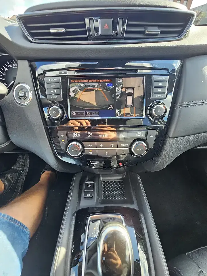 Nissan X-Trail - Thumbnail 7