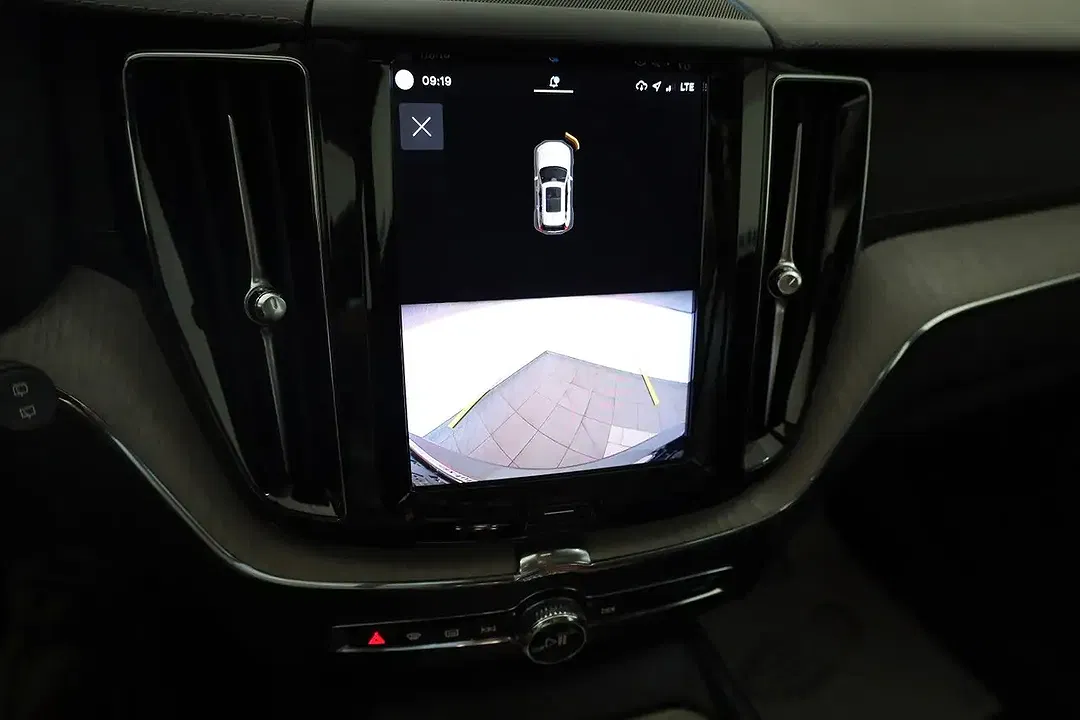 Volvo XC60 - Thumbnail 13