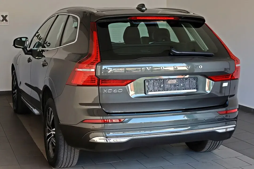 Volvo XC60 - Thumbnail 9