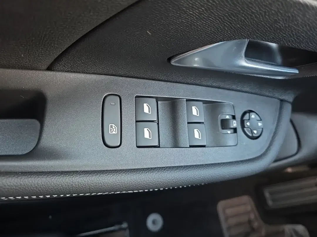 Opel Mokka - Thumbnail 23