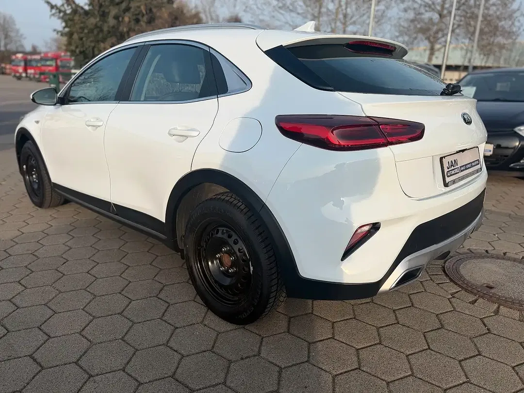 Kia XCeed - Thumbnail 3