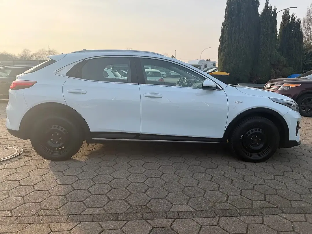 Kia XCeed - Thumbnail 6