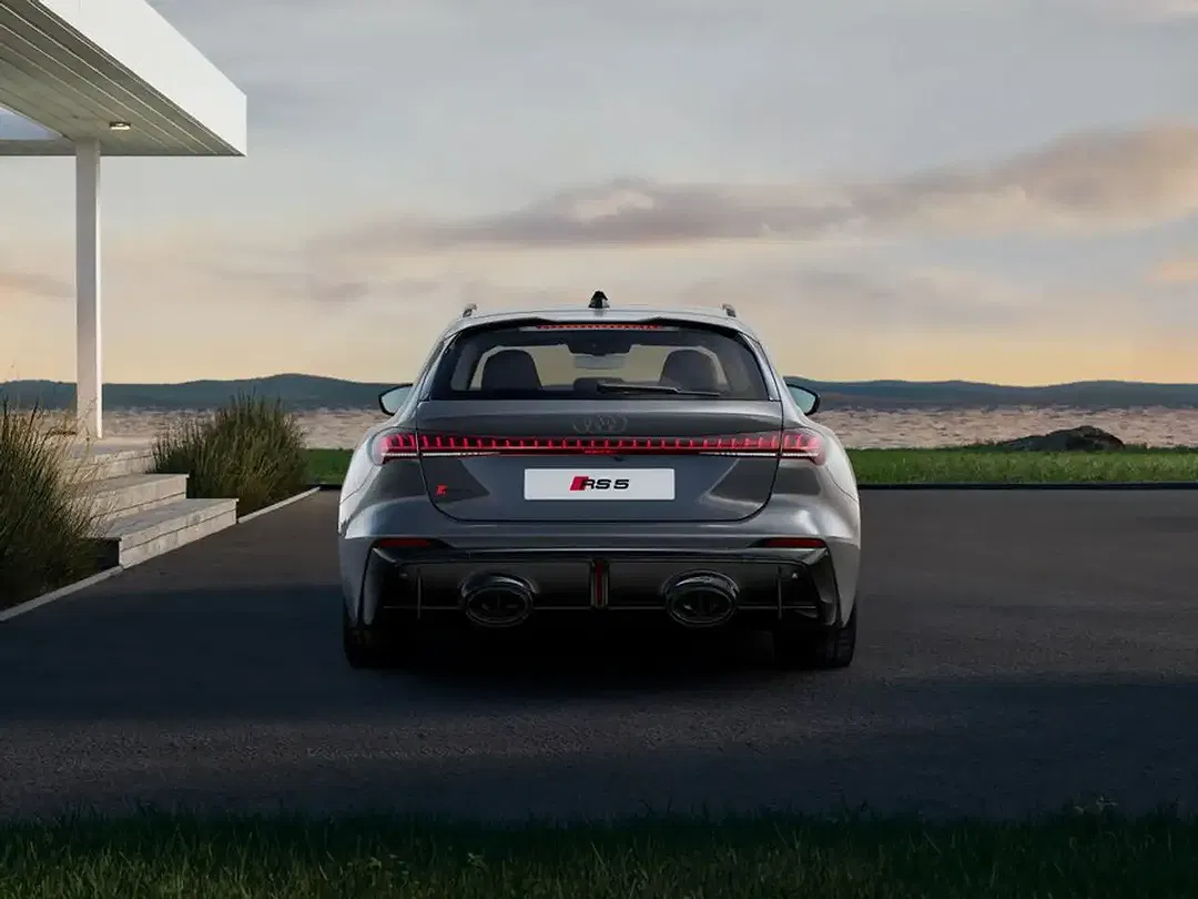 Audi RS5 - Thumbnail 10