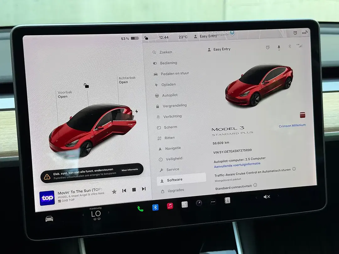 Tesla Model 3 - Thumbnail 12