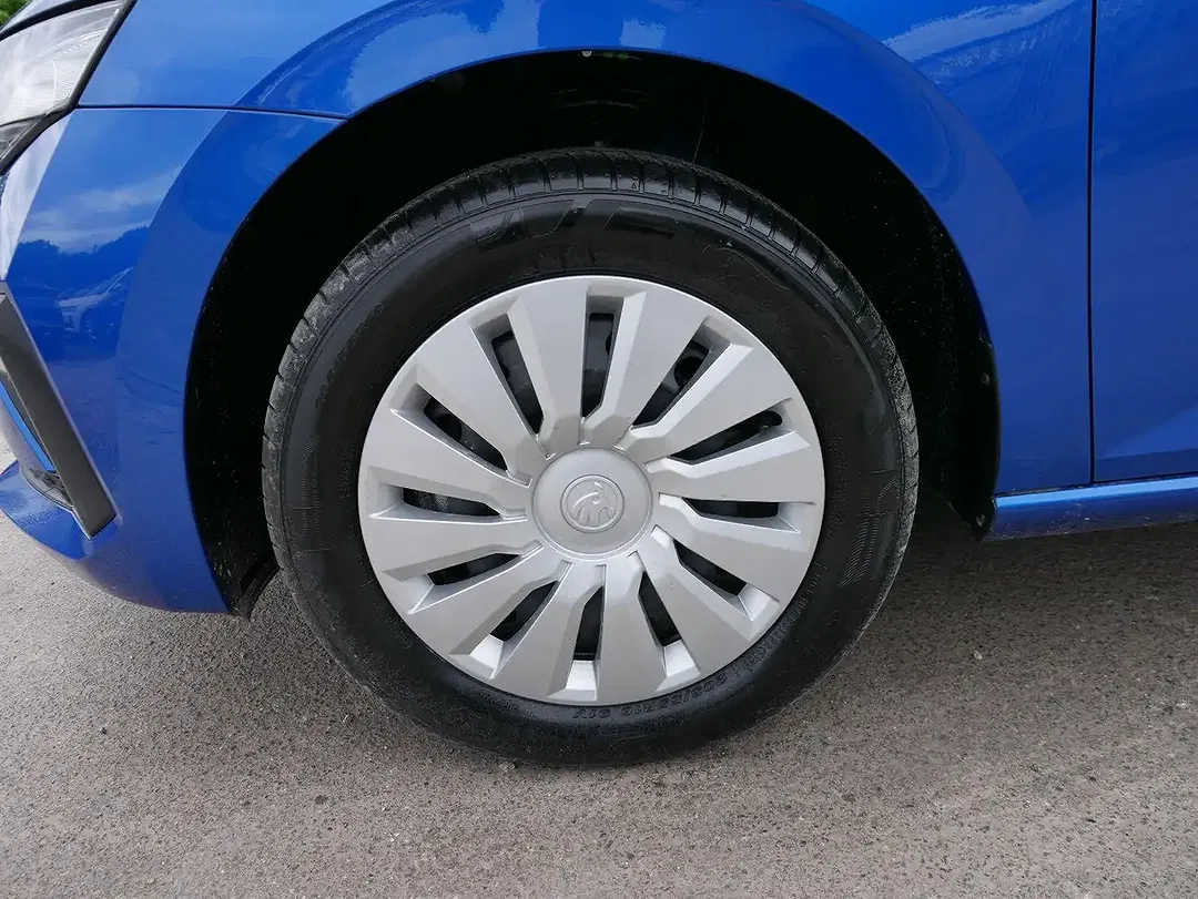Skoda Scala - Thumbnail 8