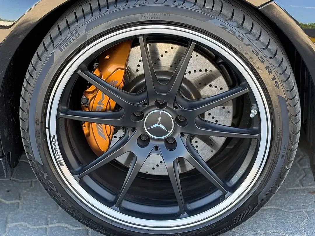 Mercedes-Benz C 63 AMG - Thumbnail 14