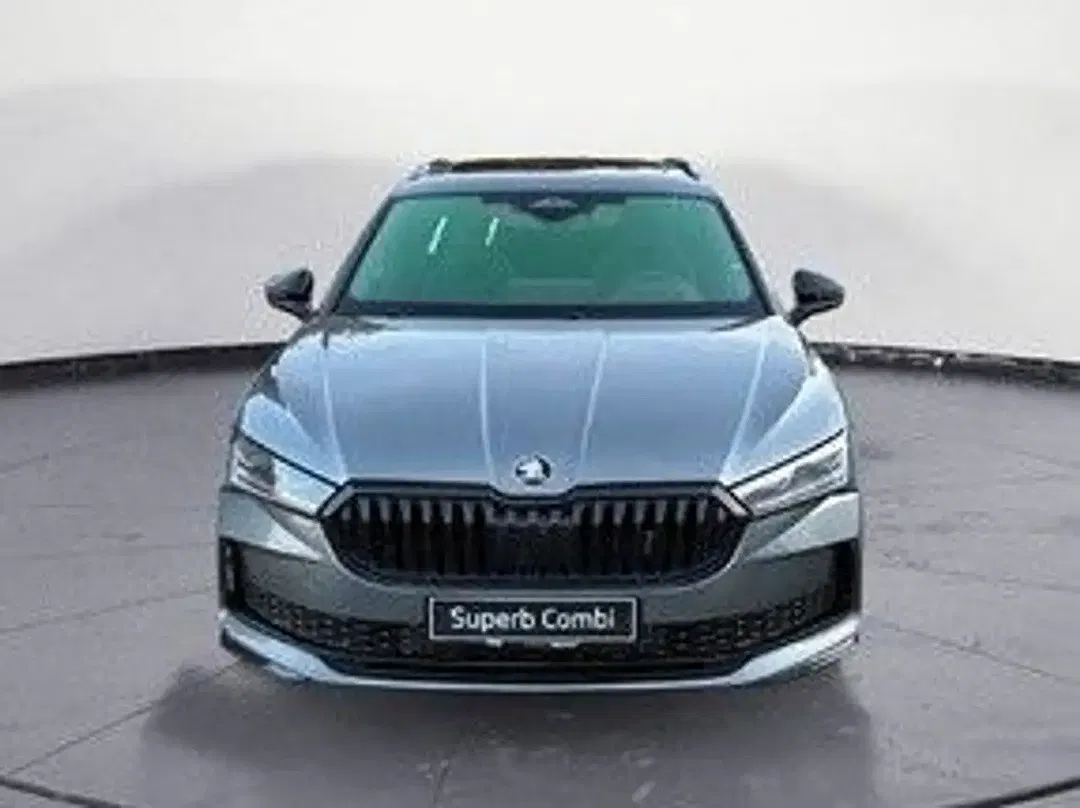 Skoda Superb - Thumbnail 3