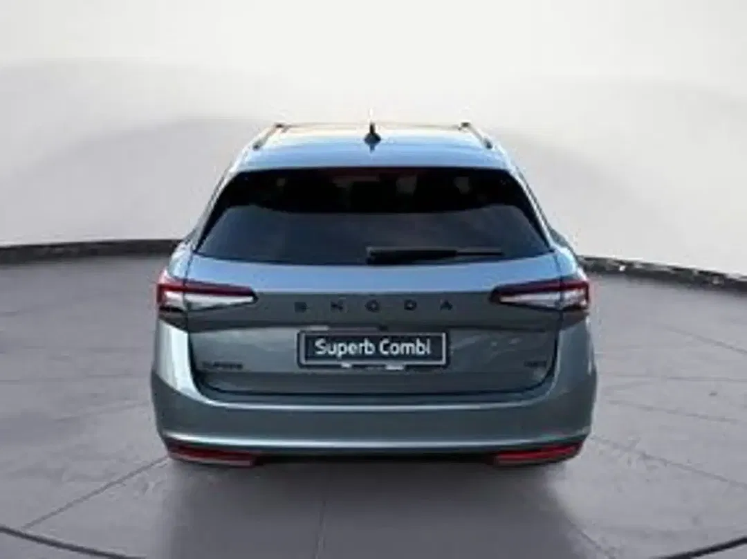 Skoda Superb - Thumbnail 4