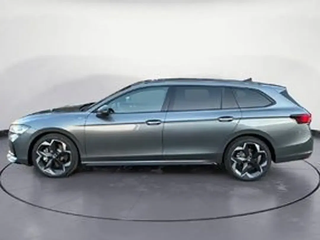 Skoda Superb - Thumbnail 6