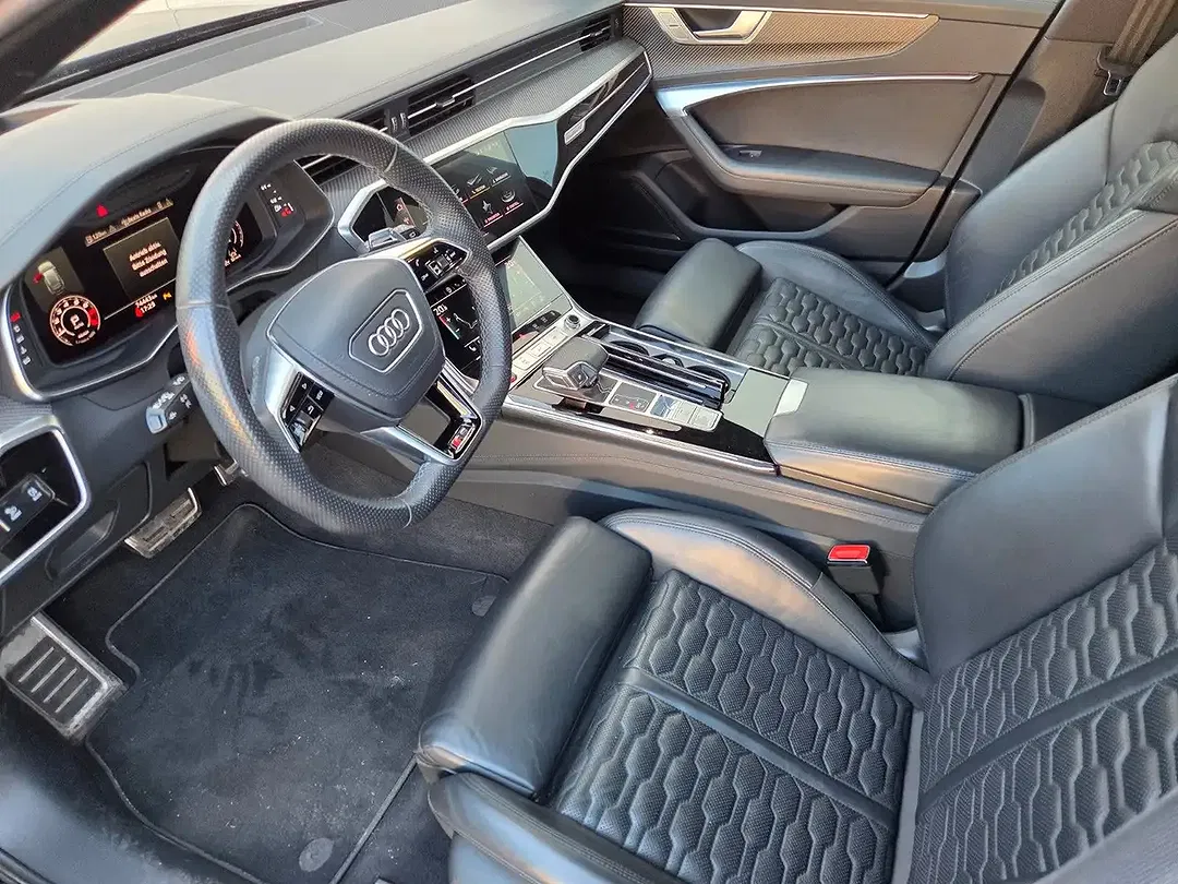 Audi RS6 - Thumbnail 3