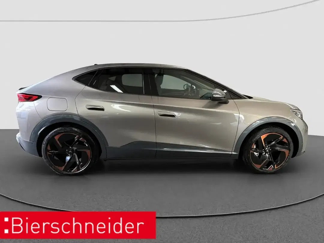 CUPRA Tavascan - Thumbnail 9