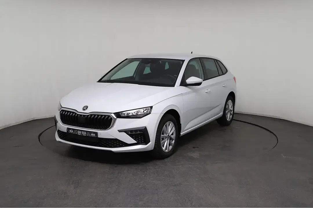 Skoda Scala - Thumbnail 3